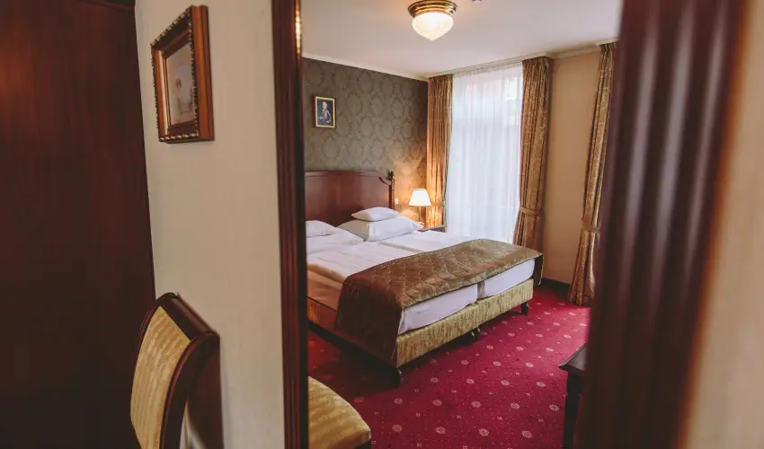Mozart Hotel Szeged - M�rcius 15. 