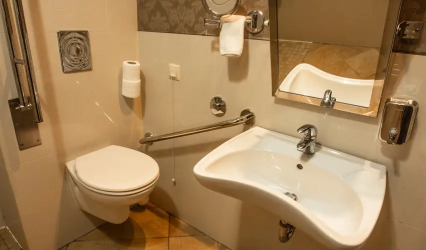 Mozart Hotel Szeged - M�rcius 15. 