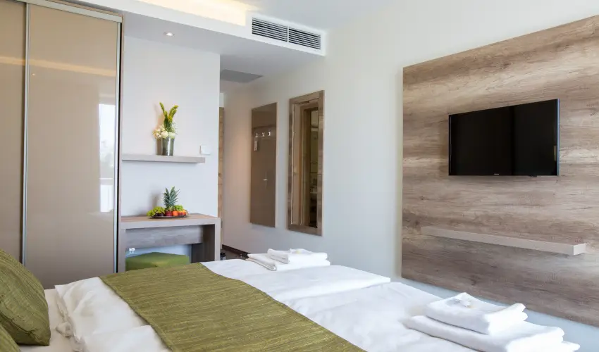 N�das T� Park Hotel Vasad - M�rcius 15. (min. 3 �j)