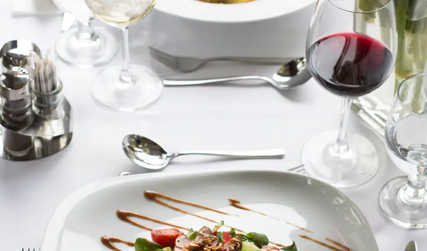 N�das T� Park Hotel Vasad - M�rcius 15. (min. 3 �j)