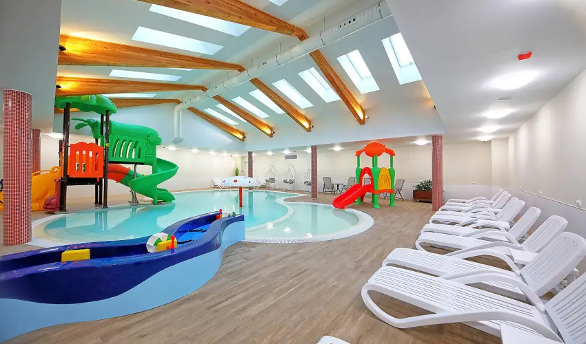N�das T� Park Hotel Vasad - M�rcius 15. (min. 3 �j)