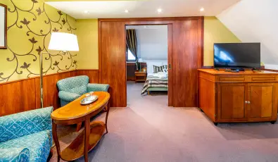 Nyerges Hotel Term�l Monor