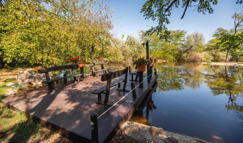 Nyerges Hotel Term�l Monor - M�rcius 15. 