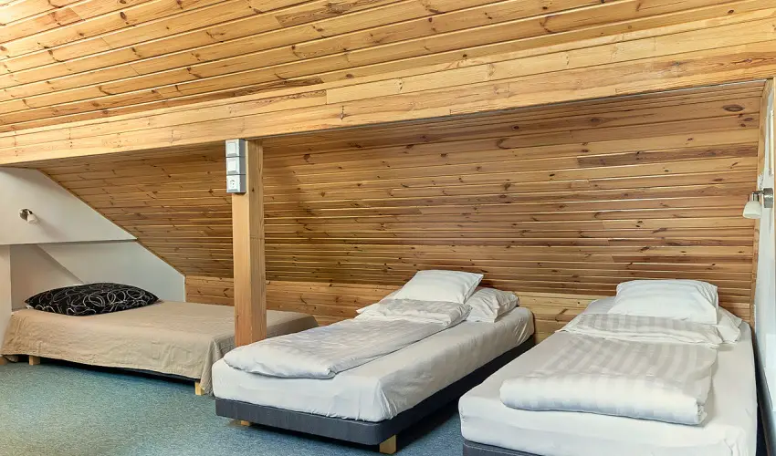 O�zis Apartmanok M�rahalom M�rahalom - M�rcius 15. (min. 2 �j)