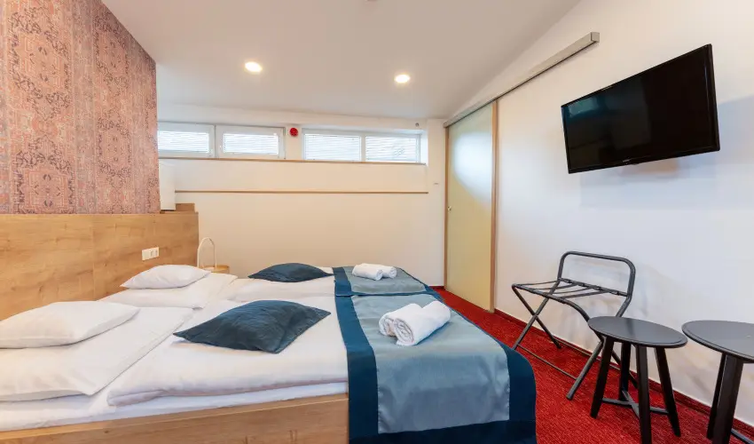 O�zis Hotel  Nagykanizsa - M�rcius 15. 