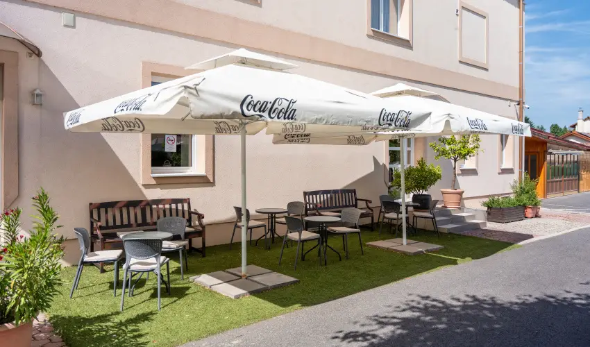 O�zis Hotel  Nagykanizsa - M�rcius 15. 