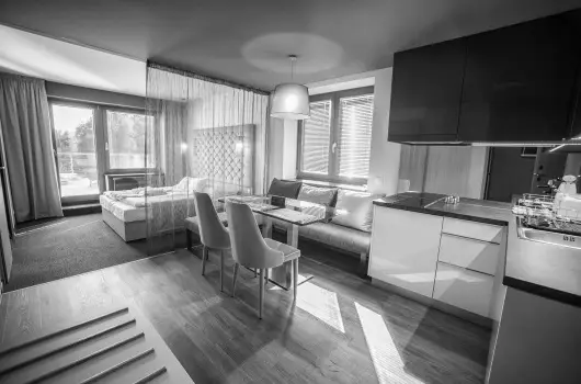 Onyx Luxury S�rv�r - M�rcius 15. - teljes el�refizet�ssel
