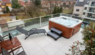 Onyx Luxury S�rv�r S�rv�r