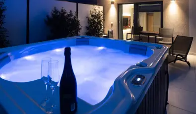 Onyx Luxury S�rv�r S�rv�r