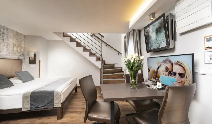 Opera Garden Hotel & Apartments Budapest - M�rcius 15. (min. 2 �j)