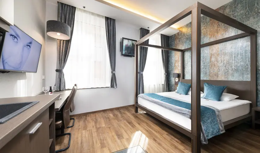 Opera Garden Hotel & Apartments Budapest - M�rcius 15. (min. 2 �j)