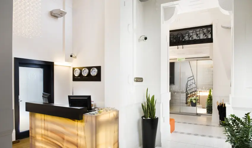 Opera Garden Hotel & Apartments Budapest - M�rcius 15. (min. 2 �j)