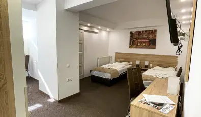 �reg-t� Hotel Tata