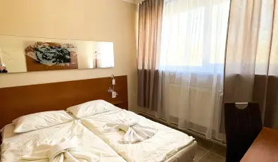 �reg-t� Hotel Tata