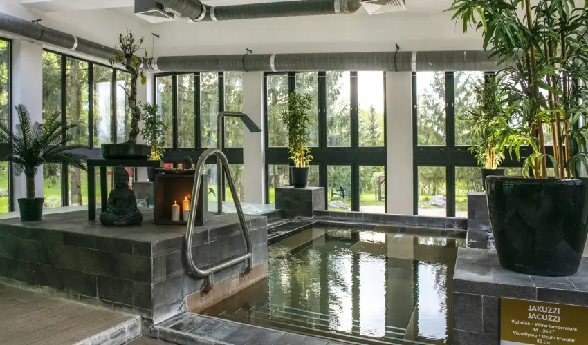 Oxig�n Family Hotel Noszvaj - M�rcius 15.