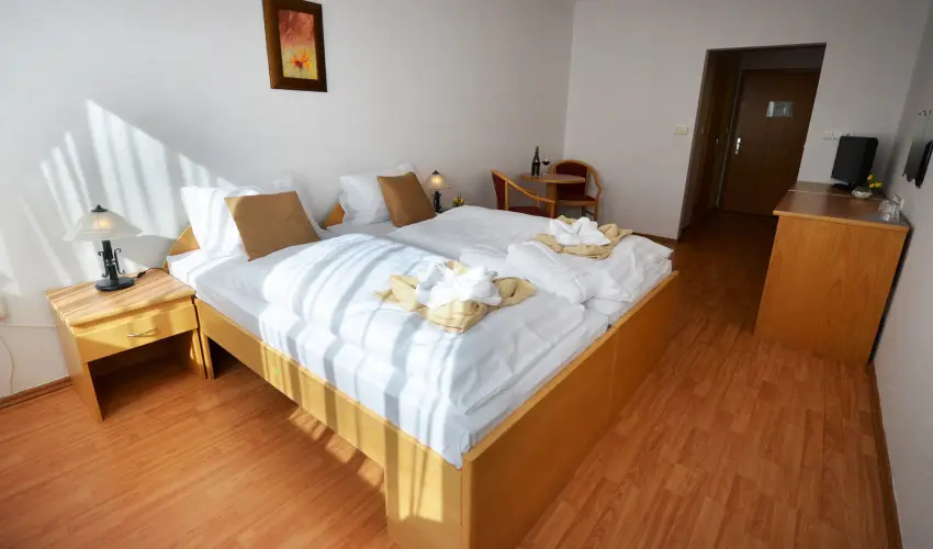 Panor�ma Hotel Noszvaj Noszvaj - M�rcius 15. 
