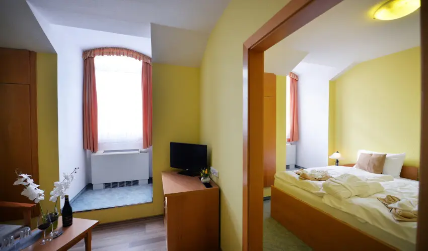 Panor�ma Hotel Noszvaj Noszvaj - M�rcius 15. 