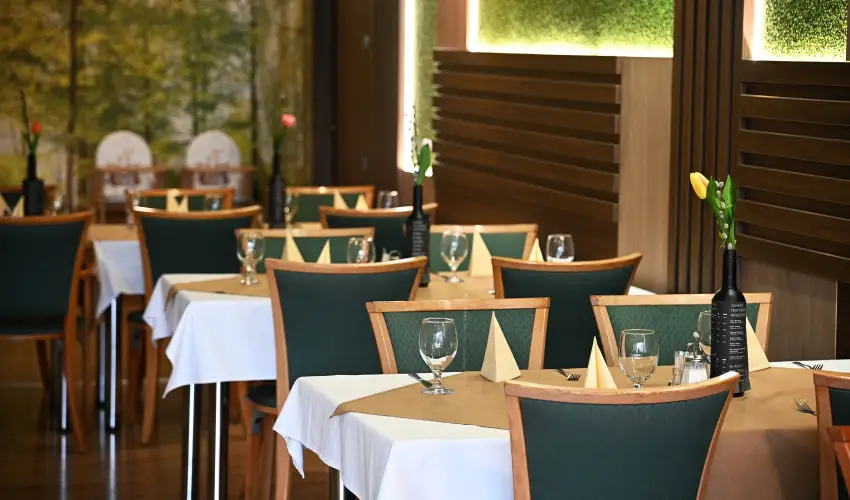 Panor�ma Hotel Noszvaj Noszvaj - M�rcius 15. 