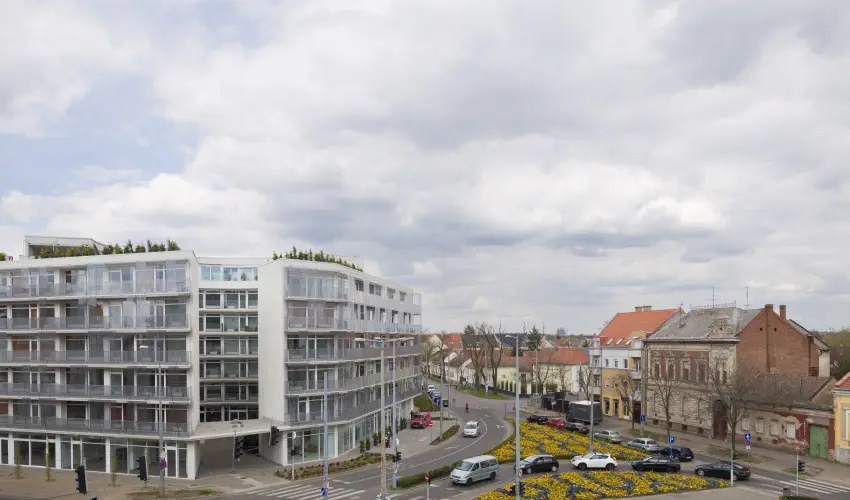P�rizs Garden Apartments Debrecen - M�rcius 15. 