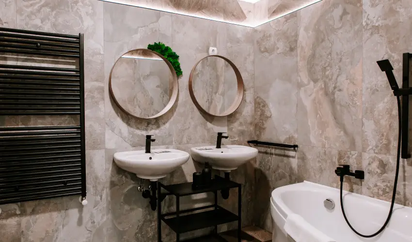 Park Hotel S�st� Ny�regyh�za - M�rcius 15. - teljes el�refizet�ssel