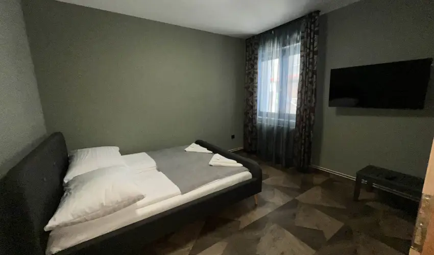 Park Hotel S�st� Ny�regyh�za - M�rcius 15. - teljes el�refizet�ssel