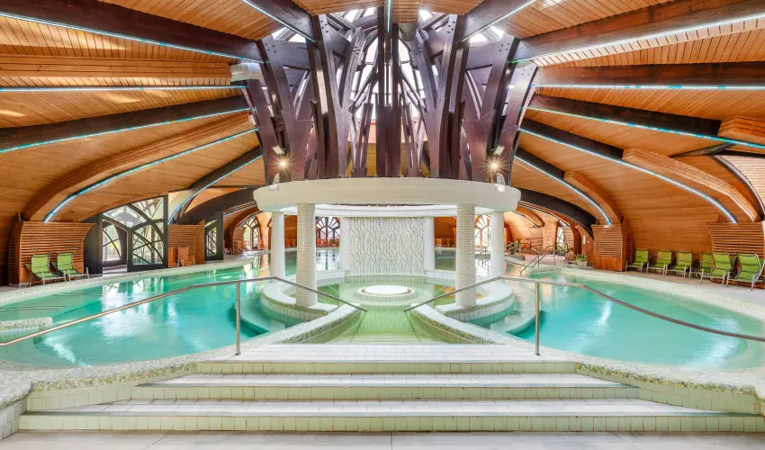 Park Inn by Radisson Zalakaros Resort & Spa Zalakaros - M�rcius 15. (min. 3 �j)