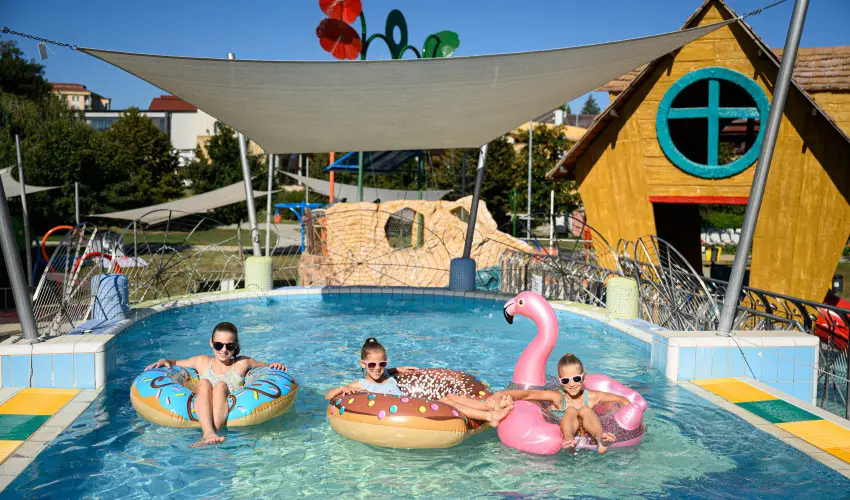 Park Inn by Radisson Zalakaros Resort & Spa Zalakaros - M�rcius 15. (min. 3 �j)