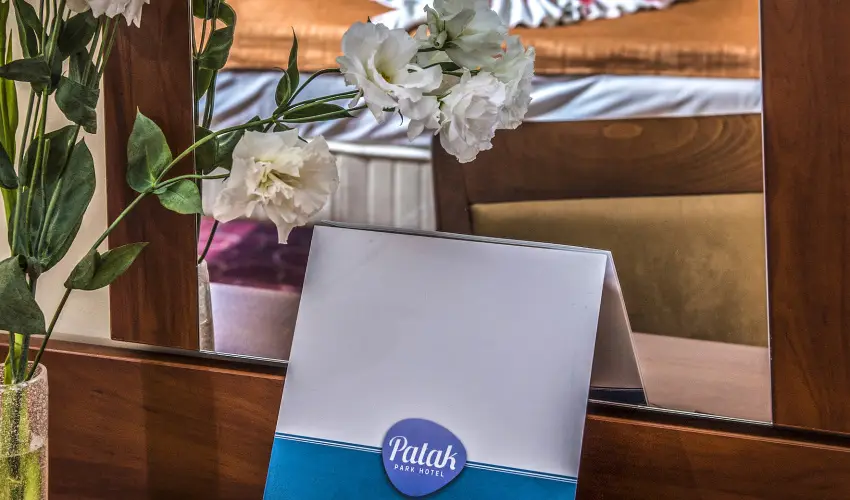 Patak Park Hotel Visegr�d - M�rcius 15. 