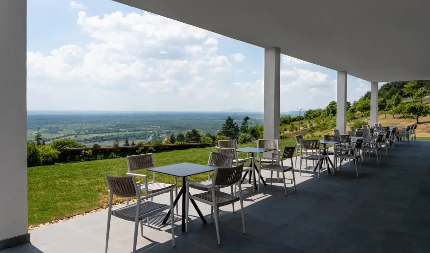 Rákóczi Hotel, Tábor és Rendezvényközpont Sátoraljaújhely - Május 1.