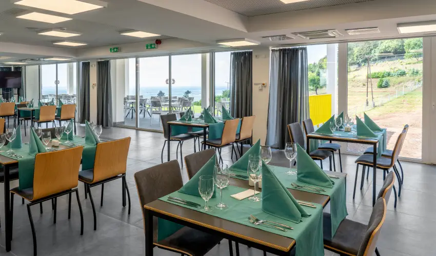 Rákóczi Hotel, Tábor és Rendezvényközpont Sátoraljaújhely - Május 1.