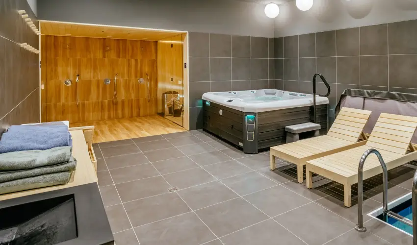 Rákóczi Hotel, Tábor és Rendezvényközpont Sátoraljaújhely - Május 1.