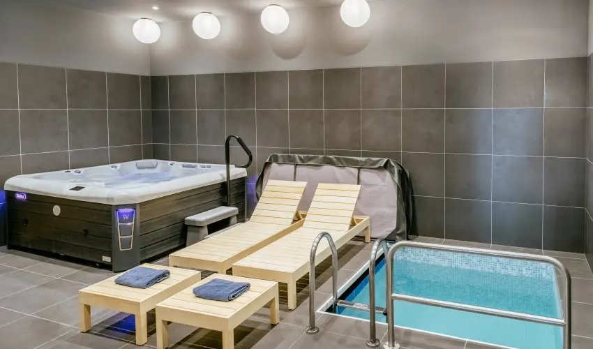 Rákóczi Hotel, Tábor és Rendezvényközpont Sátoraljaújhely - Május 1.