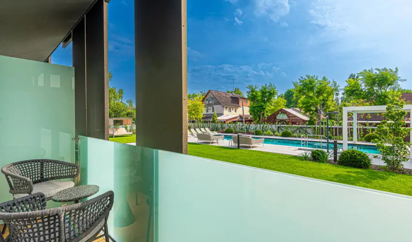 REED Luxury Hotel & Bistro Si�fok - M�rcius 15. (min. 2 �j)