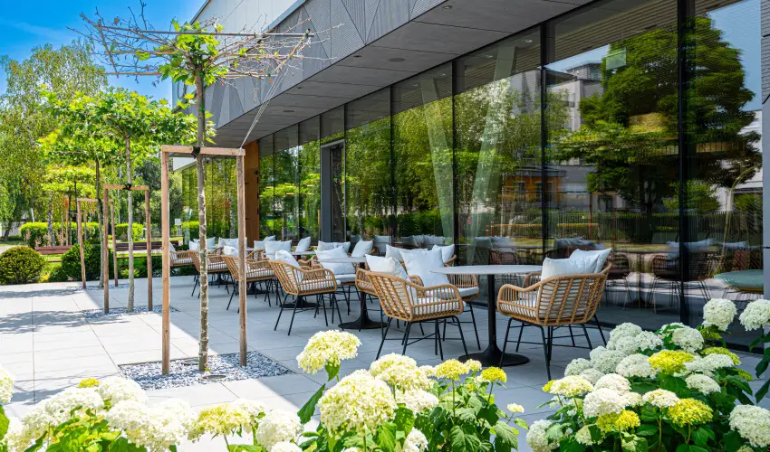 REED Luxury Hotel & Bistro Si�fok - M�rcius 15. (min. 2 �j)