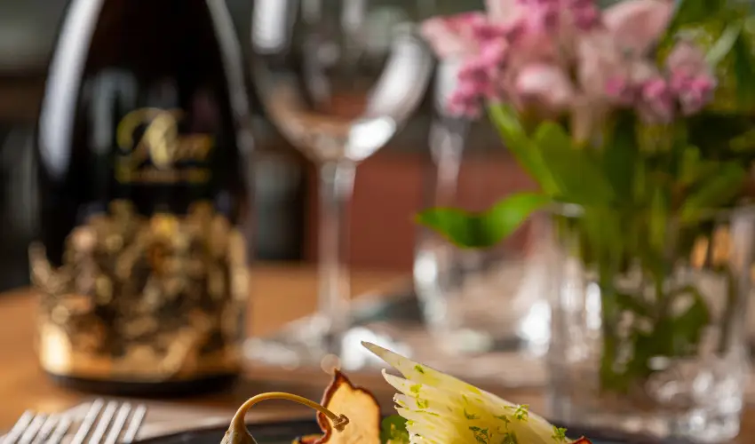 REED Luxury Hotel & Bistro Si�fok - M�rcius 15. (min. 2 �j)