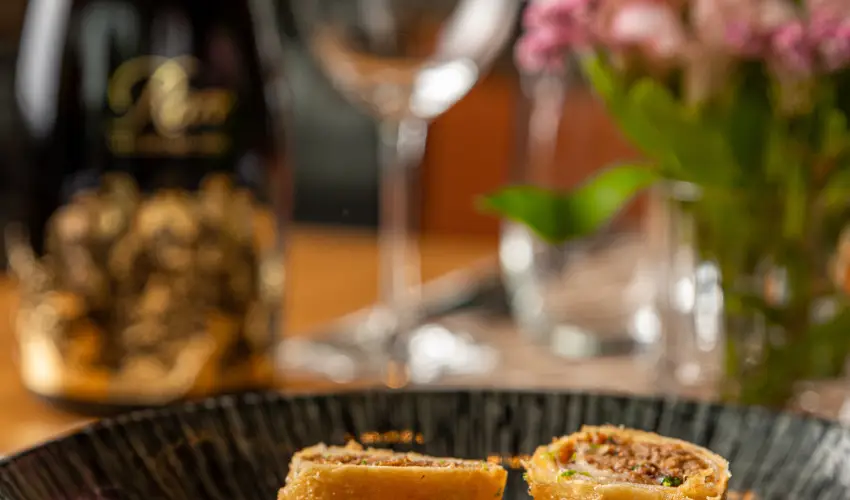 REED Luxury Hotel & Bistro Si�fok - M�rcius 15. (min. 2 �j)