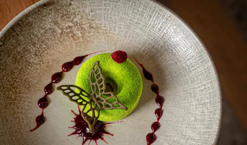 REED Luxury Hotel & Bistro Si�fok - M�rcius 15. (min. 2 �j)