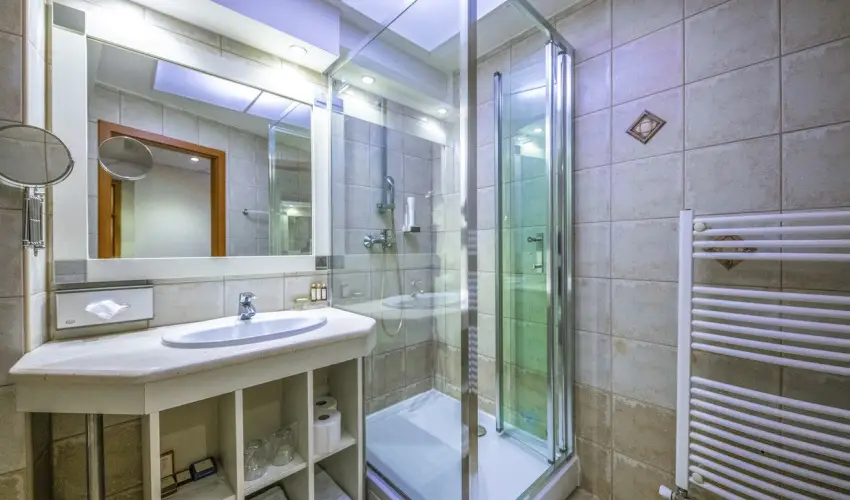 Residence Hotel Balaton Si�fok - M�rcius 15. 