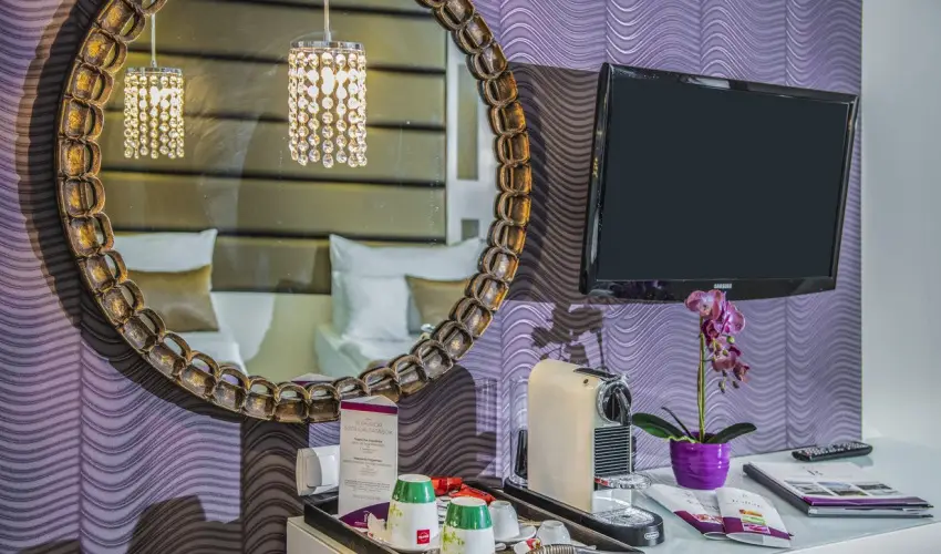 Residence Hotel Balaton Si�fok - M�rcius 15. 