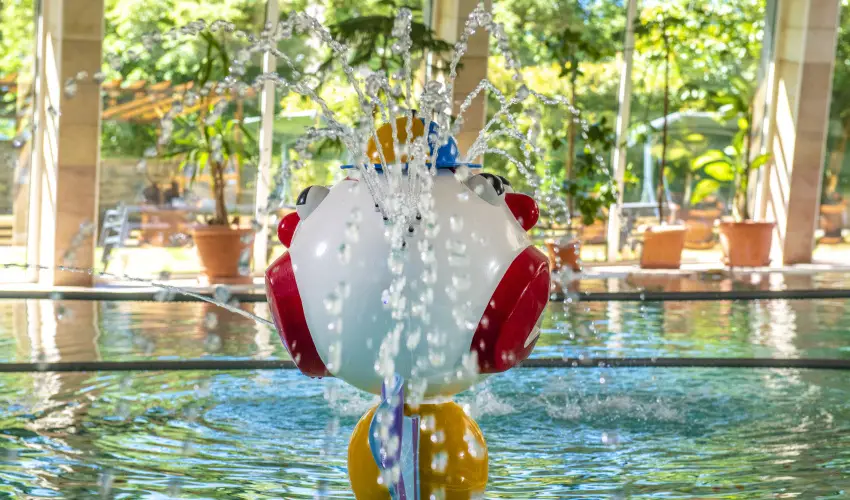 Residence Hotel Balaton Si�fok - M�rcius 15. 