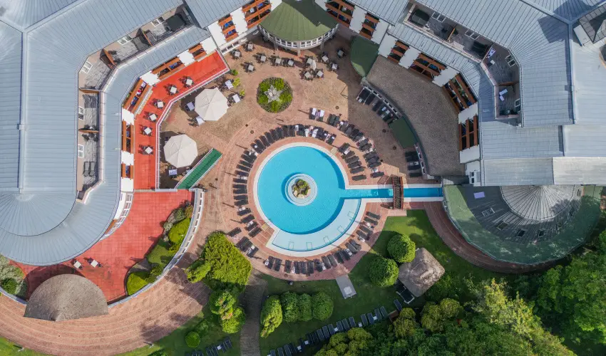 Lotus Therme Hotel & Spa H�v�z - M�rcius 15. (min. 3 �j)