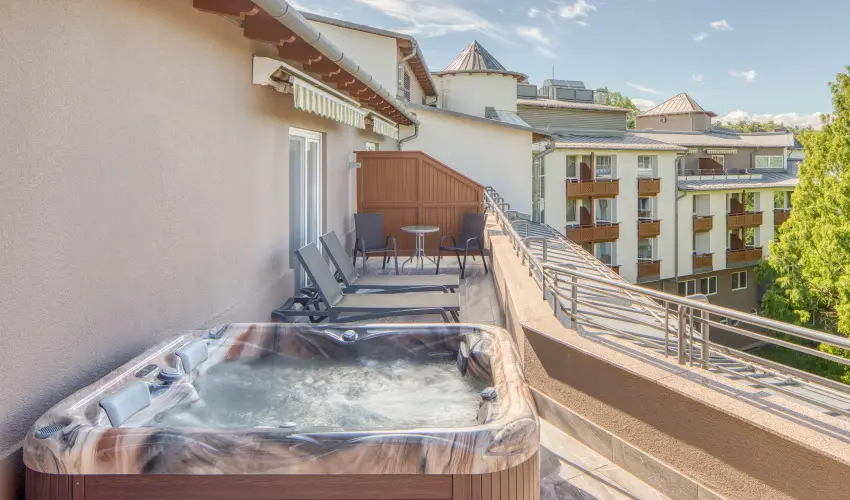 Lotus Therme Hotel & Spa H�v�z - M�rcius 15. (min. 3 �j)