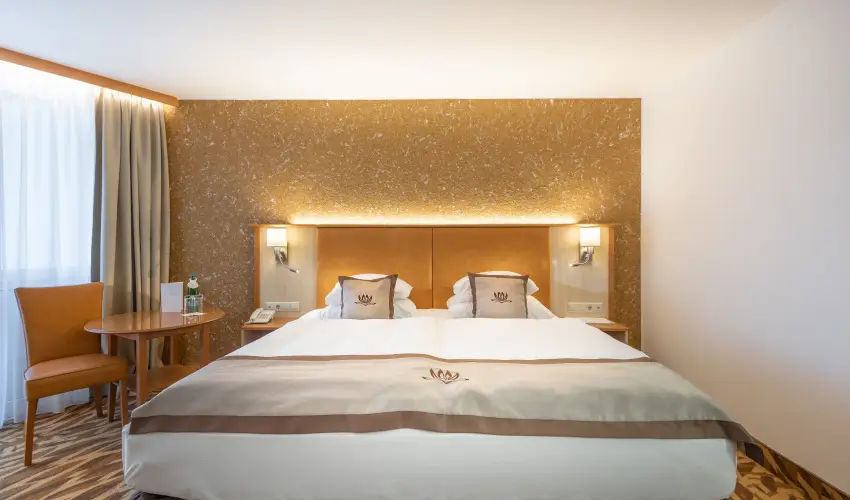 Lotus Therme Hotel & Spa H�v�z - M�rcius 15. (min. 3 �j)