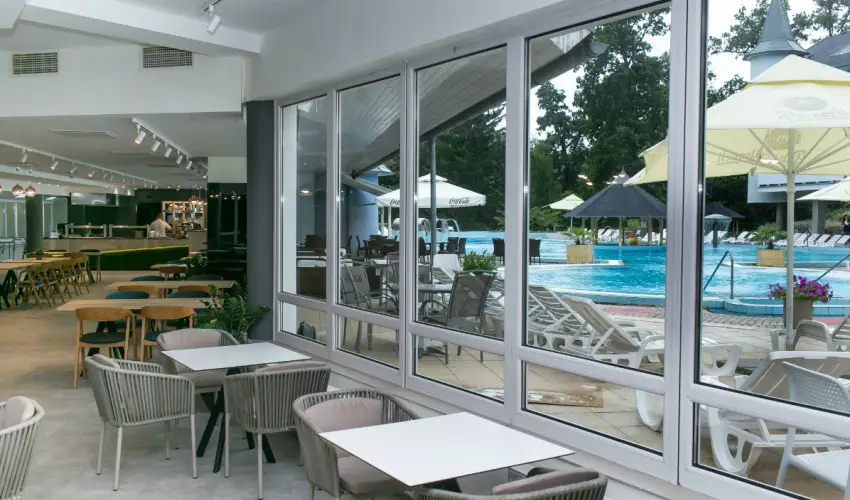 Ambient Hotel & ThermalSPA**** Sikonda - M�rcius 15. (min. 2 �j)