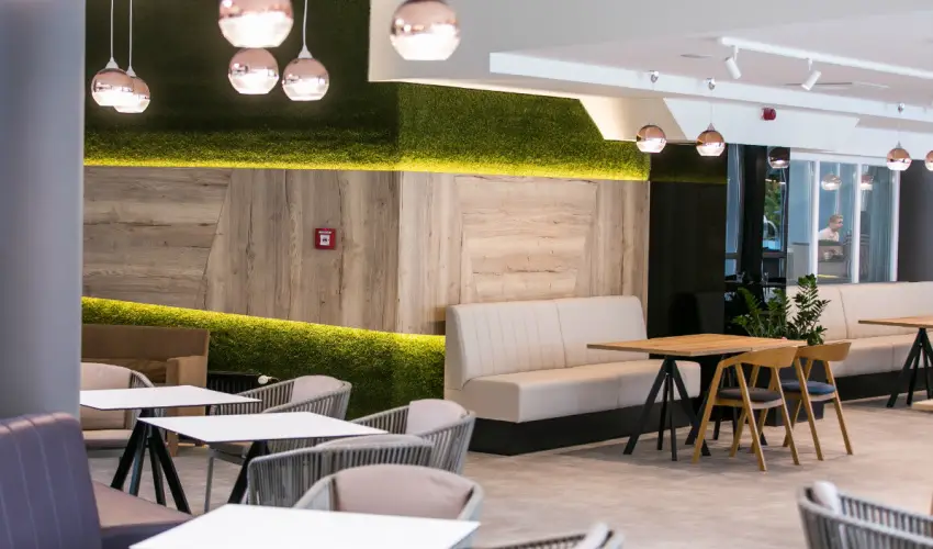 Ambient Hotel & ThermalSPA**** Sikonda - M�rcius 15. (min. 2 �j)
