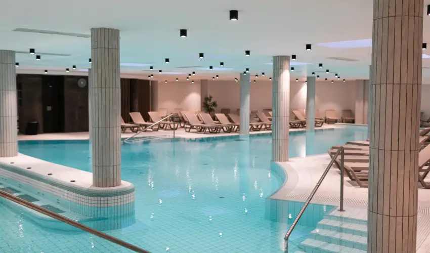 Ambient Hotel & ThermalSPA**** Sikonda - M�rcius 15. (min. 2 �j)