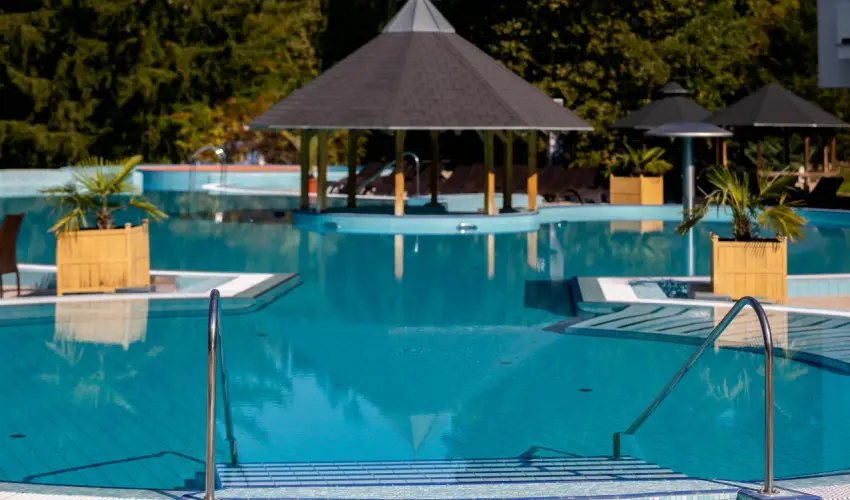 Ambient Hotel & ThermalSPA**** Sikonda - M�rcius 15. (min. 2 �j)