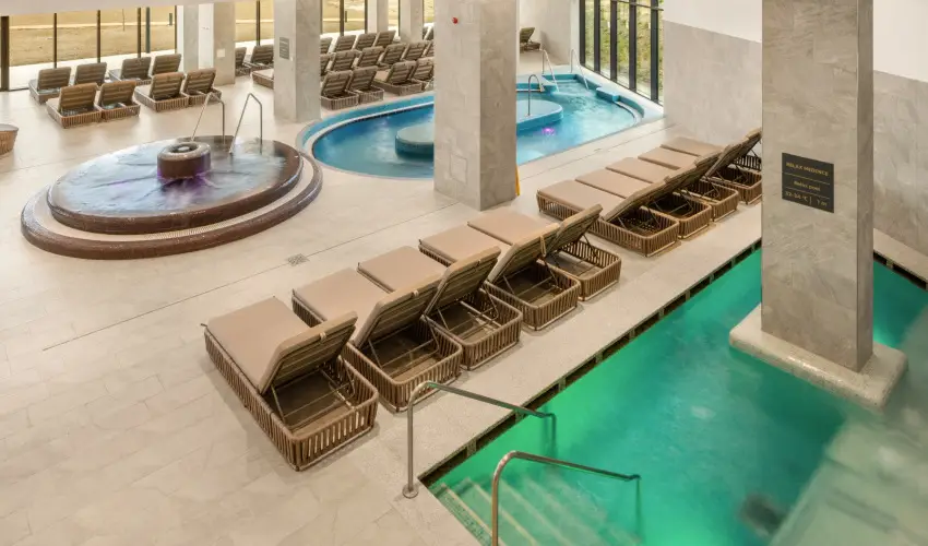 Sirius Hotel Keszthely - M�rcius 15. (min. 3 �j)