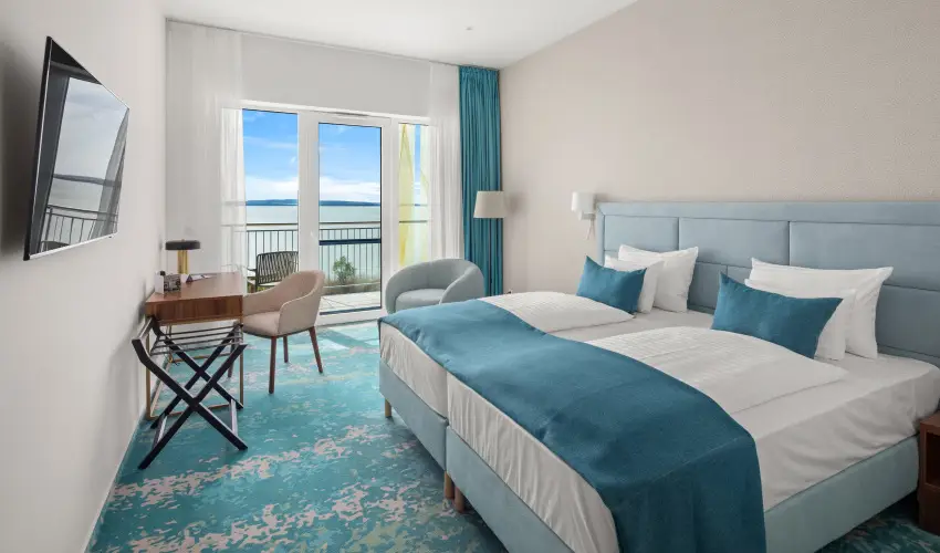 Sirius Hotel Keszthely - M�rcius 15. (min. 3 �j)
