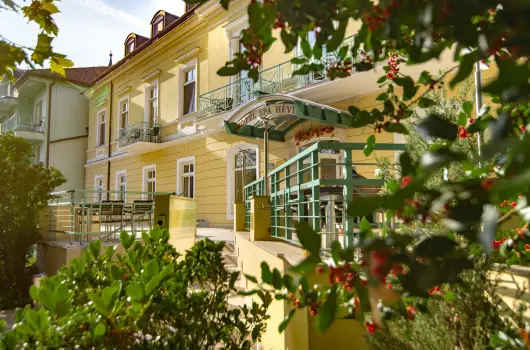 Hotel Spa H�v�z - M�rcius 15. (min. 2 �j)